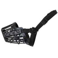 Triol Намордник с нейлоновым ремешком пластиковый Пират 2XL, 8,5*9,5*35,5см